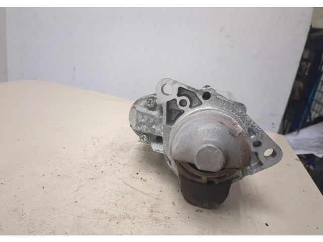 Стартер  Chevrolet Equinox 2017- 1.5  12680615   