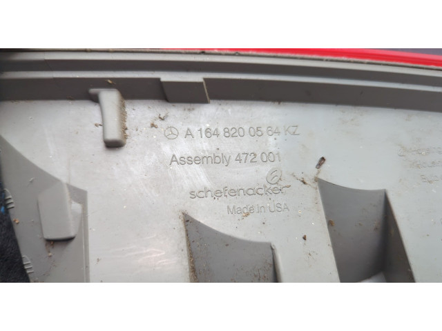 Задний фонарь          