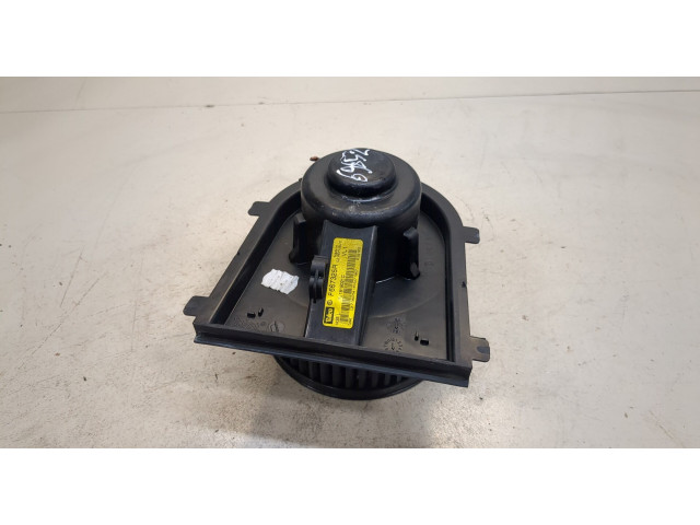 Моторчик печки  Skoda Octavia Tour 2000-2010          