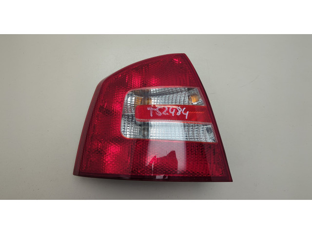 Задний фонарь