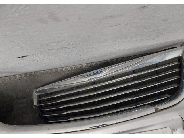 Бампер Chrysler Voyager 2007-2010 передний