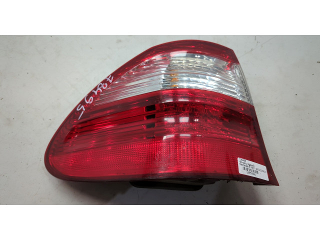 Задний фонарь          