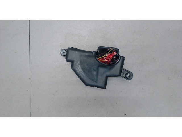 Блок предохранителей  Volkswagen Jetta 5 2004-2010           1.9