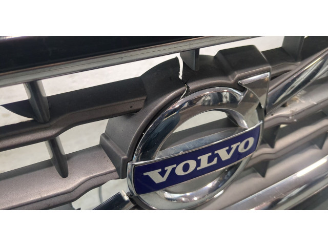 Бампер  Volvo S60 2010-2013 передний   