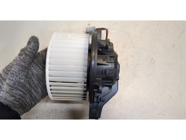 Моторчик печки  Chevrolet Trailblazer 2020-2022        