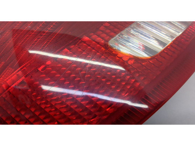 Задний фонарь 5J6945111A