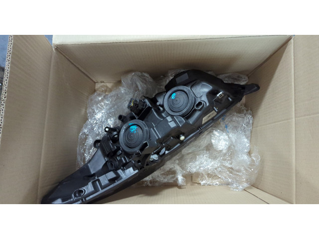 Фара передняя  Ford Mondeo 5 2015-2019 правая 