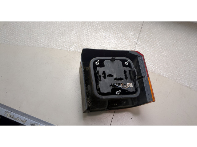 Задний фонарь