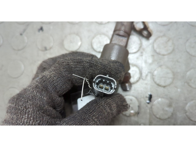 Форсунка топливная  Volvo XC90 2002-2014    0445110251     