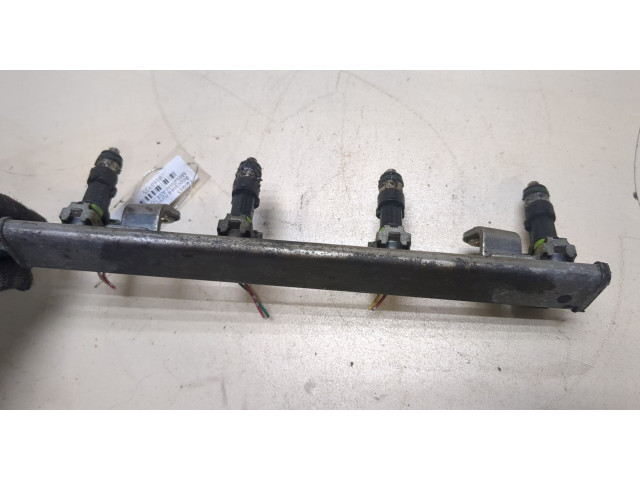 Форсунка топливная Mitsubishi ASX 1465A332, 1465A331