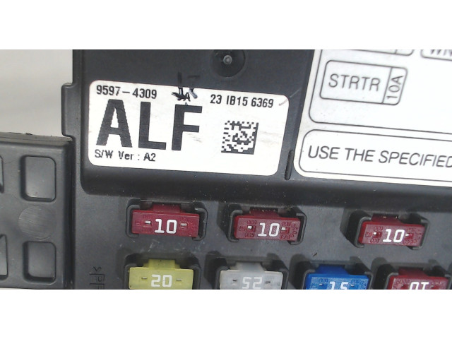 Блок предохранителей  Chevrolet Spark 2009-      95974309    1.2