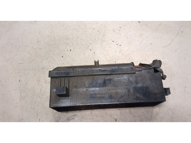 Блок предохранителей Volkswagen Caddy 2010-2015 2K6970