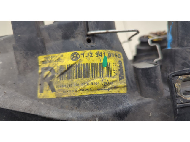 Фара передняя  Volkswagen Golf 4 1997-2006 правая 