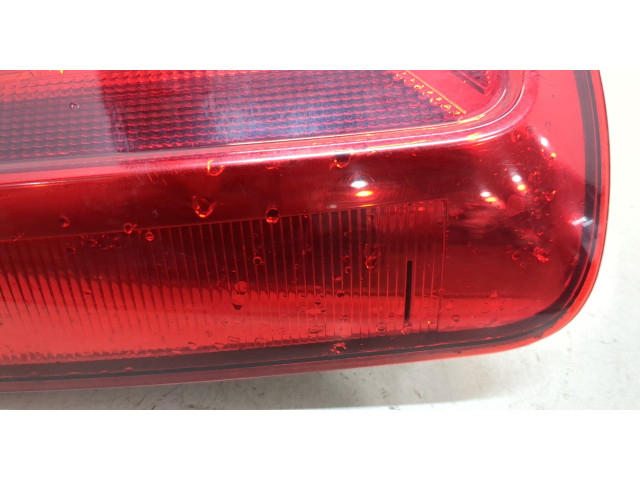 Задний фонарь          