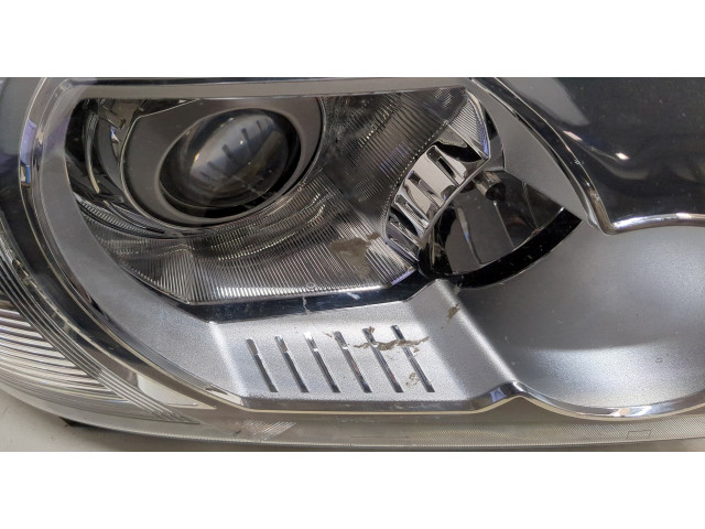 Фара передняя  Land Rover Freelander 2 2006-2014 правая 
