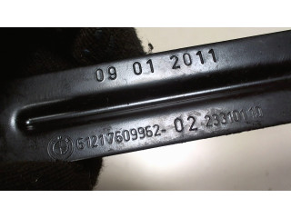 Кронштейн аккумуляторной батареи BMW 5 F10 2010-2016