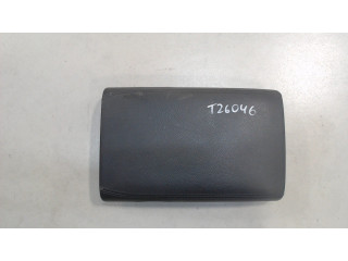 Подлокотник Mercedes CLS C219 2004-2010