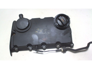 Крышка клапанная ДВС Audi A6 (C6) 2005-2011 