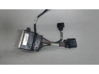 Блок управления вентиляторами Audi A6 (C6) 2005-2011