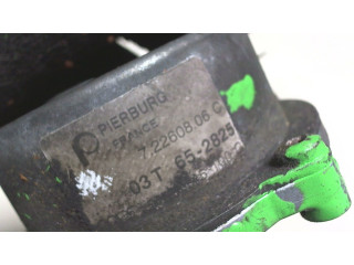 Насос вакуумный Audi A4 (B6) 2000-2004