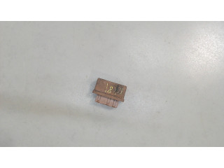 Реле бензонасоса Peugeot 306 