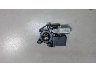 Двигатель стеклоподъемника Renault Scenic 2009-2012