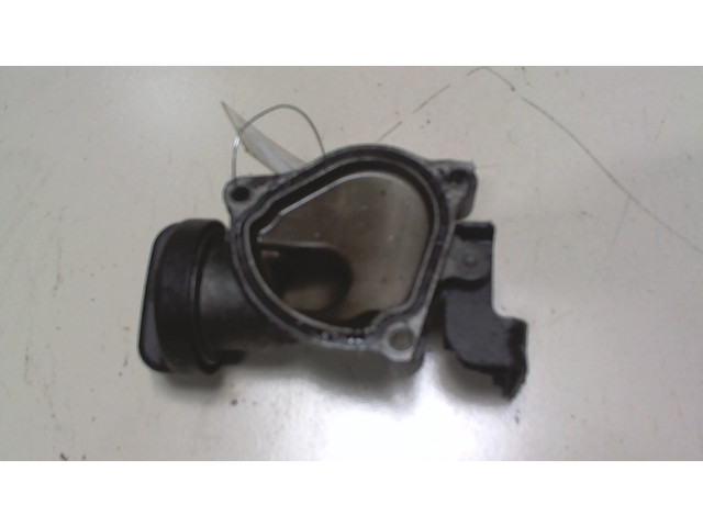 Маслозаливная горловина Opel Insignia 2008-2013