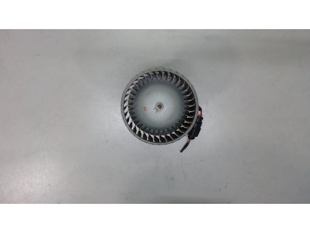 Двигатель отопителя (моторчик печки) Volkswagen Phaeton 2002-2010