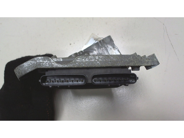 Блок управления форсунками Opel Vectra C 2002-2008