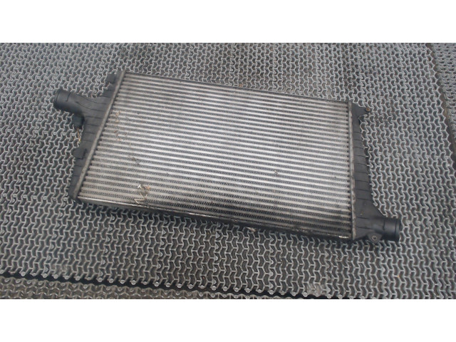 Интеркулер Audi A6 (C5) 1997-2004 4B0145805A