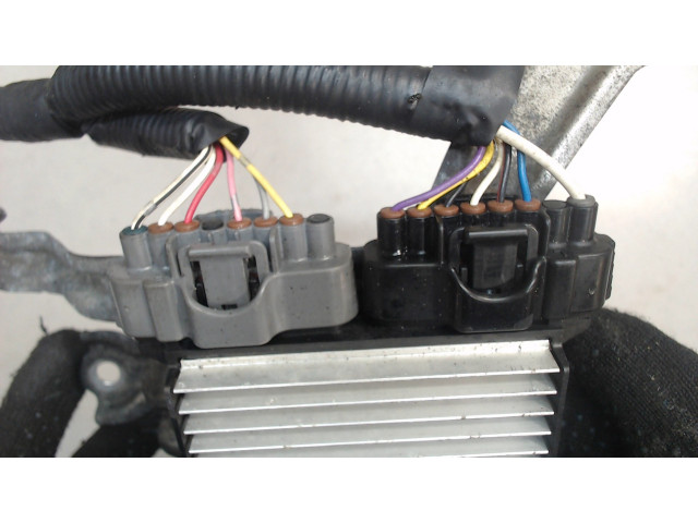 Блок управления форсунками Toyota Corolla Verso 2004-2007 