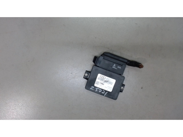 Блок управления стояночным тормозом Audi A6 (C7) 2011-2014