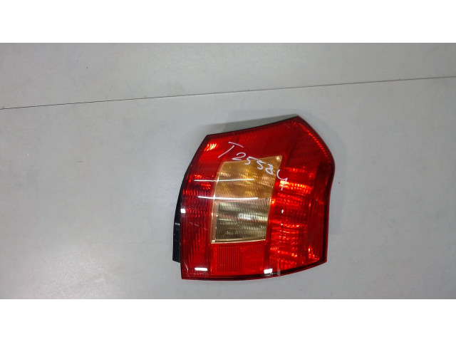 Задний фонарь     8155102140  Corolla E12 2001-2006   