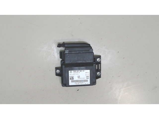 Блок управления стояночным тормозом Volkswagen Tiguan 2011-2016