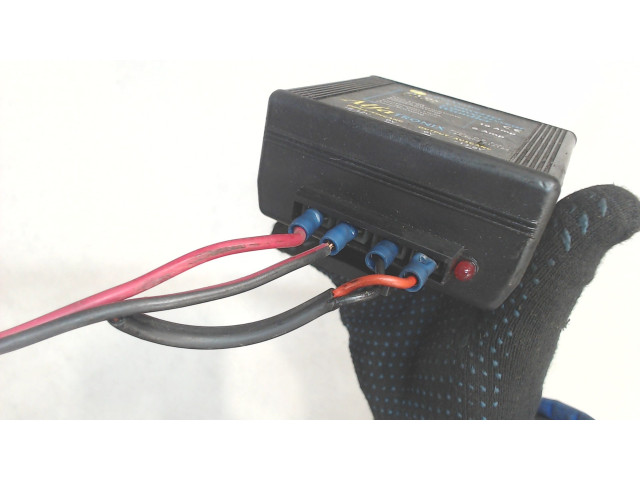 Инвертор, преобразователь напряжения Volvo FH 2002-2012