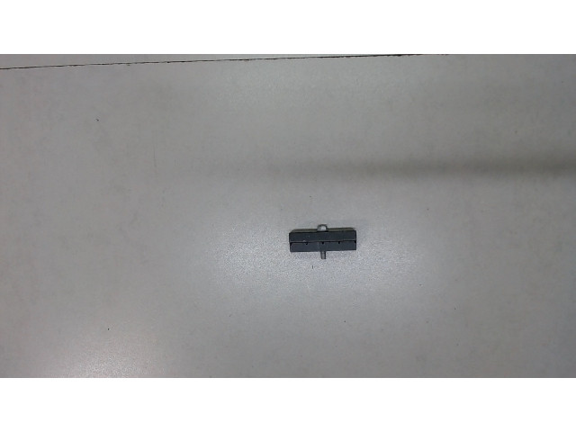 Кронштейн аккумуляторной батареи BMW 5 F10 2010-2016