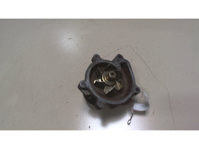 Насос водяной (помпа) Toyota Yaris 1999-2006 