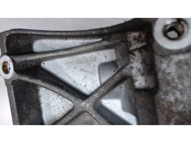 Кронштейн компрессора кондиционера Ford C-Max 2002-2010 