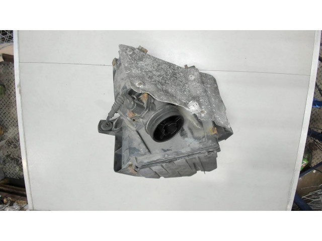 Корпус воздушного фильтра Audi A6 (C5) 1997-2004