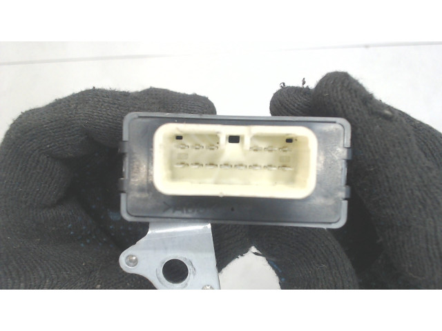 Блок управления центральным замком Toyota Avensis 3 2009-2015 