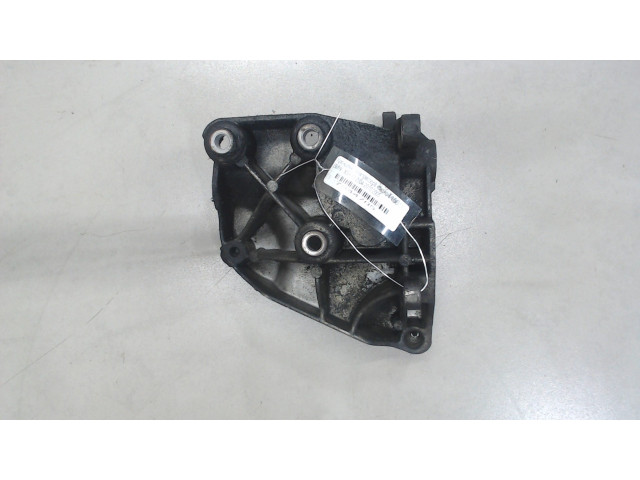 Кронштейн компрессора кондиционера BMW X3 E83 2004-2010