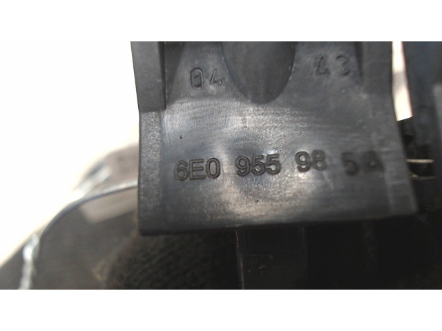 Форсунка омывателя стекла Volkswagen Bora 