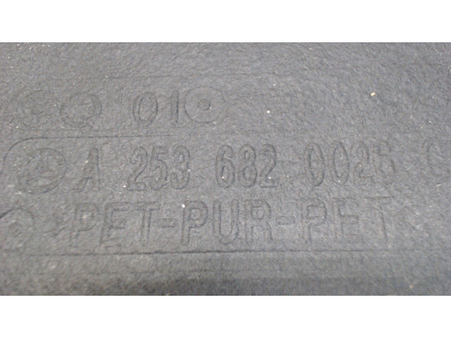 Обшивка капота Mercedes GLC X253 2015-2019