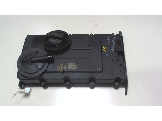 Клапанная крышка двигателя ДВС Jeep Patriot 2007-2010        