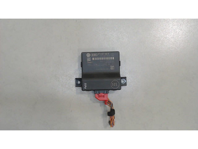 Блок управления интерфейсом Audi A4 (B8) 2007-2011 