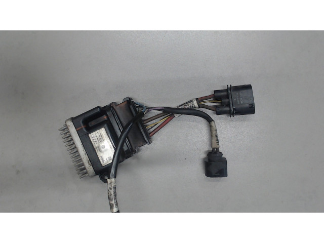 Блок управления вентиляторами Audi A6 (C6) 2005-2011