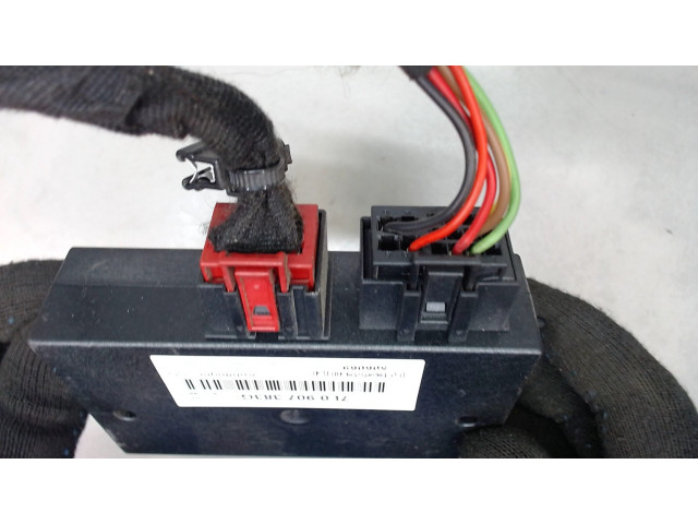 Блок управления прицепного устройства Volkswagen Touareg 2002-2007