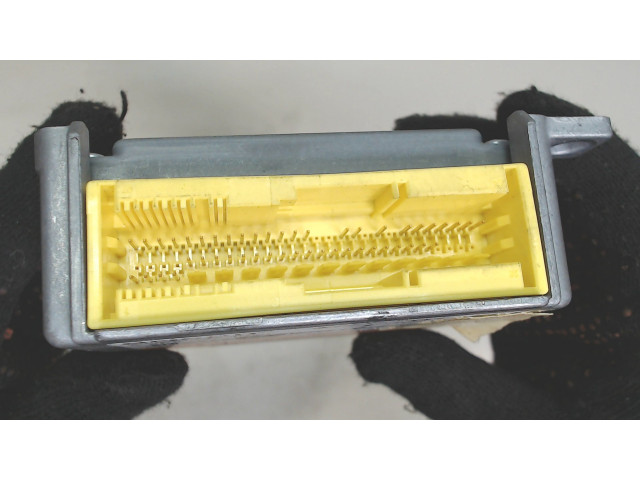 Блок управления подушками безопасности Mercedes CLS C219 2004-2010