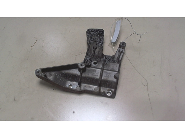 Кронштейн двигателя Audi A6 (C6) 2005-2011 