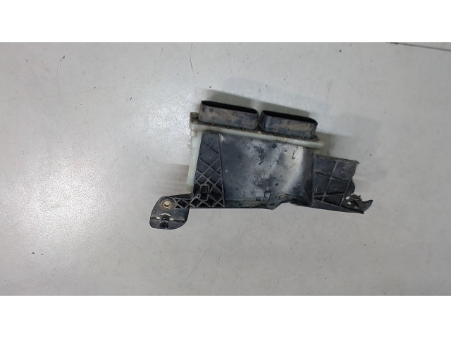 Блок управления вентиляторами Opel Astra G 1998-2005